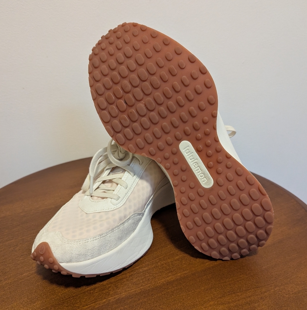 Lululemon sneakers - Picture 3 of 4